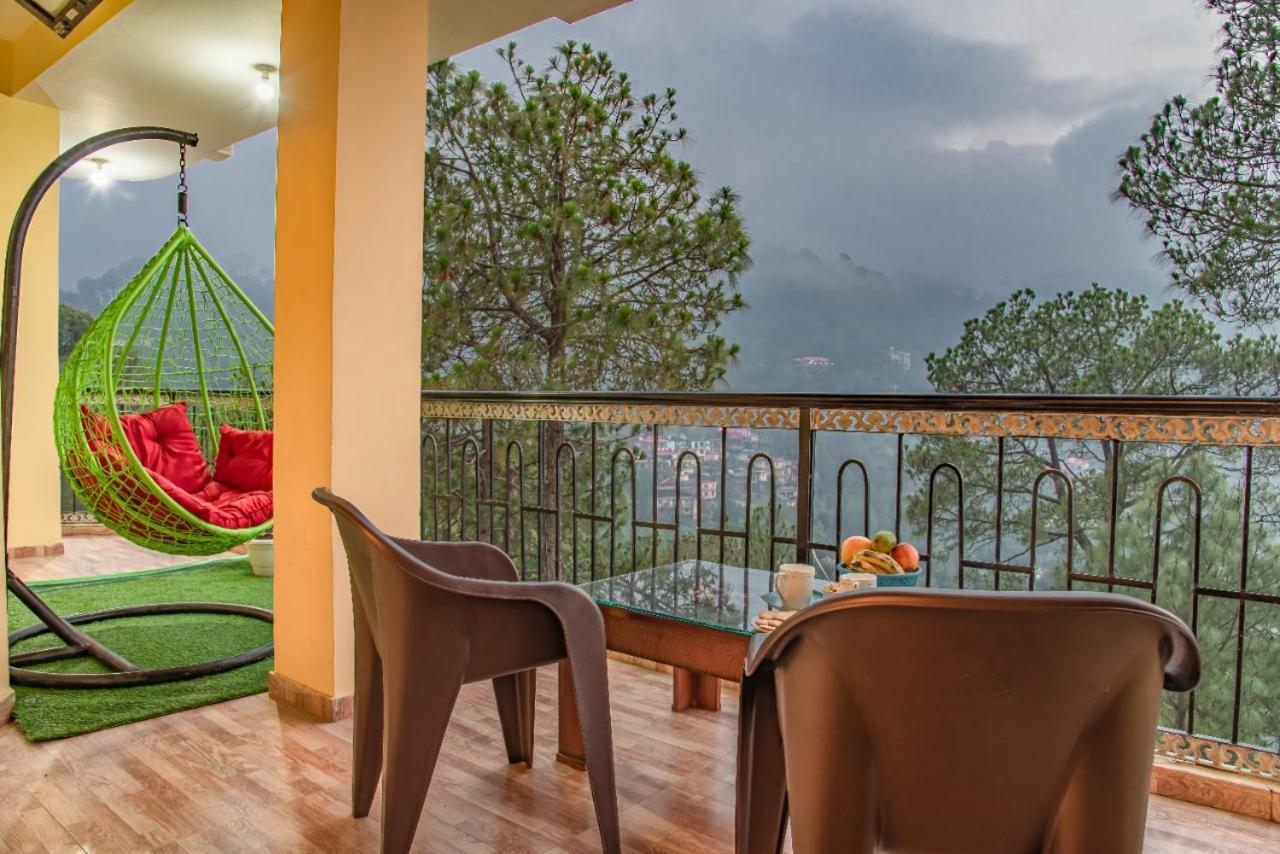 Pine Villa Kasauli Exterior photo